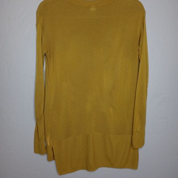 H&M Chartreuse Green Knit Lightweight Sweater - Picture 6 of 8
